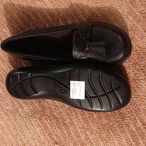 Clark black ashland bubble slip ons